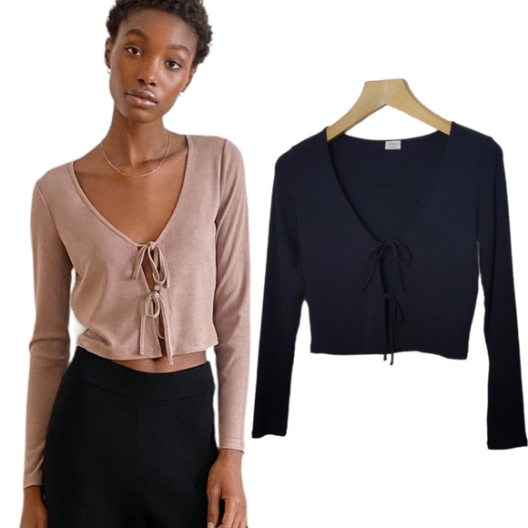 NWOT Aritzia Wilfred Only Tie-Front Longsleeve Medium Black Ribbed Shirt